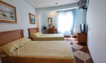 Resale - Apartment / flat - Torrevieja - Acequion