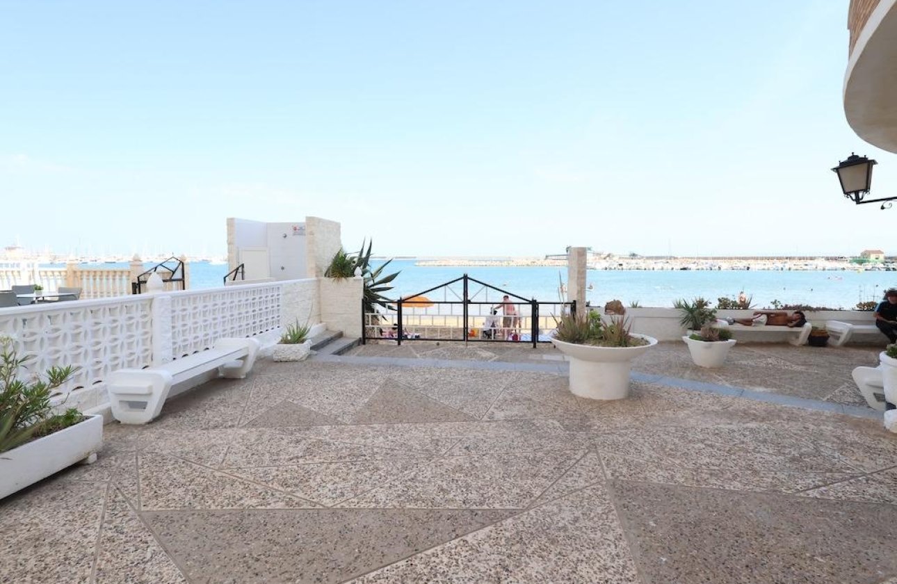 Resale - Apartment / flat - Torrevieja - Acequion