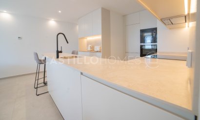 Resale - Apartment / flat - Torrevieja - Playa del Acequión