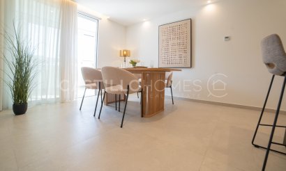 Resale - Apartment / flat - Torrevieja - Playa del Acequión