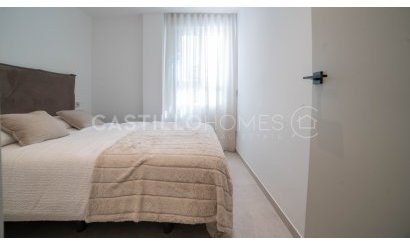Resale - Apartment / flat - Torrevieja - Playa del Acequión