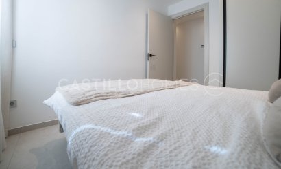 Resale - Apartment / flat - Torrevieja - Playa del Acequión