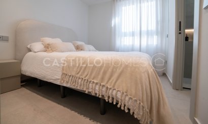 Resale - Apartment / flat - Torrevieja - Playa del Acequión