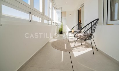 Resale - Apartment / flat - Torrevieja - Playa del Acequión