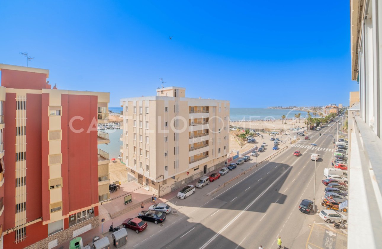 Resale - Apartment / flat - Torrevieja - Playa del Acequión