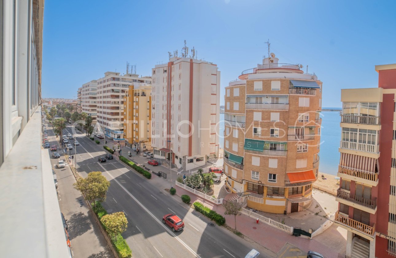 Resale - Apartment / flat - Torrevieja - Playa del Acequión