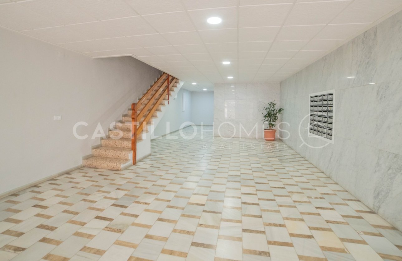 Resale - Apartment / flat - Torrevieja - Playa del Acequión