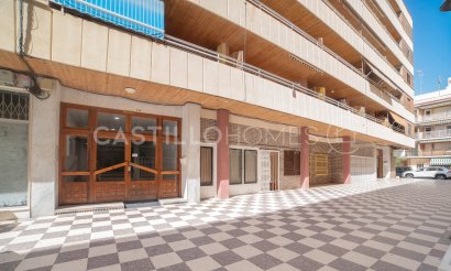 Resale - Apartment / flat - Torrevieja - Playa del Acequión