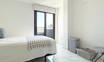 Resale - Apartment / flat - Orihuela Costa - Los Altos