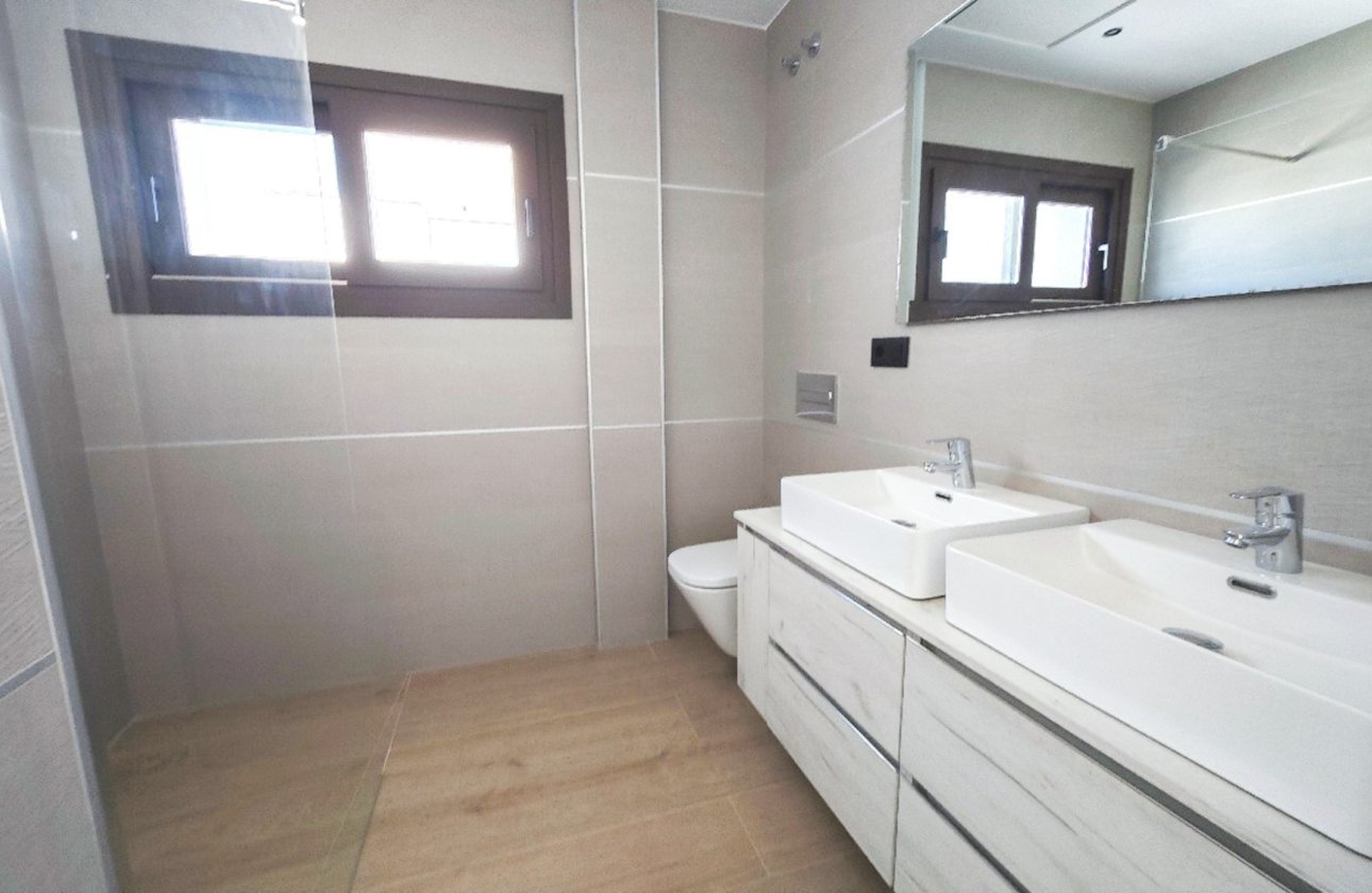 Resale - Villa / Semi detached - Finestrat - Balcón De Finestrat