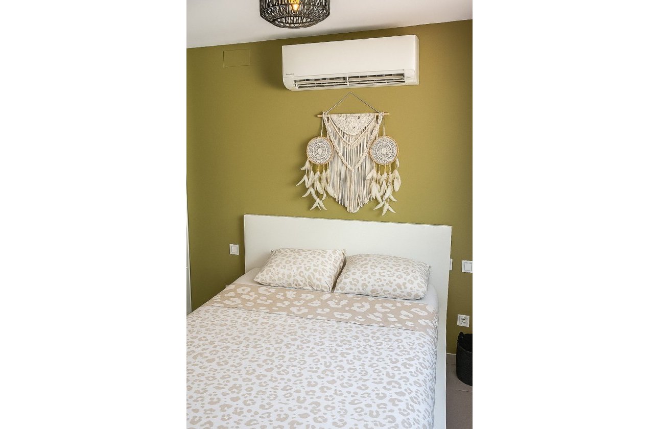 Resale - Villa / Semi detached - Orihuela Costa - Lomas de Cabo Roig