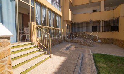 Resale - Apartment / flat - Torrevieja - Punta Prima