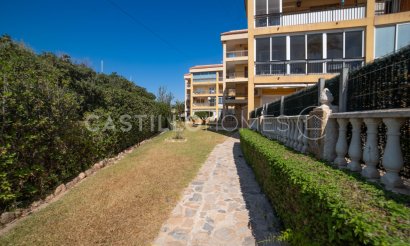 Resale - Apartment / flat - Torrevieja - Punta Prima
