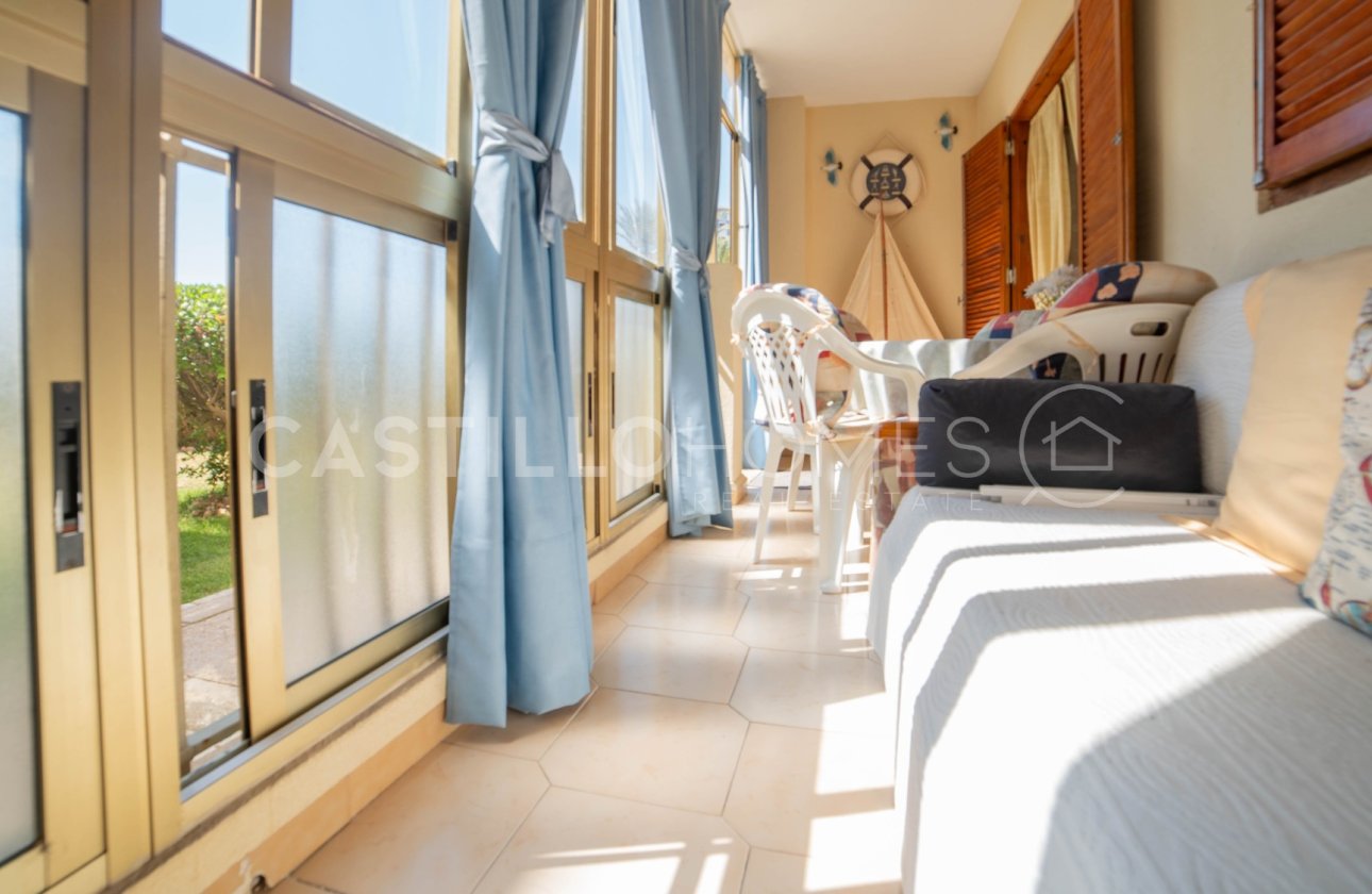Resale - Apartment / flat - Torrevieja - Punta Prima