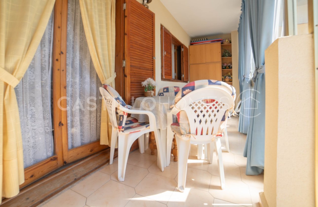 Resale - Apartment / flat - Torrevieja - Punta Prima
