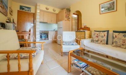 Resale - Apartment / flat - Torrevieja - Punta Prima