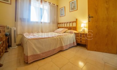 Resale - Apartment / flat - Torrevieja - Punta Prima