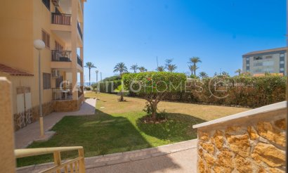 Resale - Apartment / flat - Torrevieja - Punta Prima