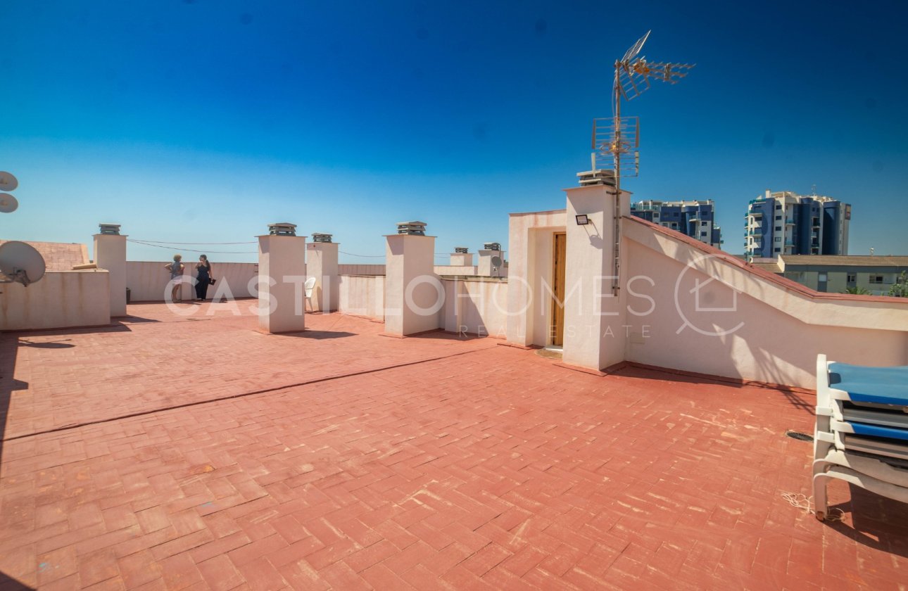 Resale - Apartment / flat - Torrevieja - Punta Prima
