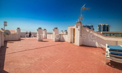 Resale - Apartment / flat - Torrevieja - Punta Prima