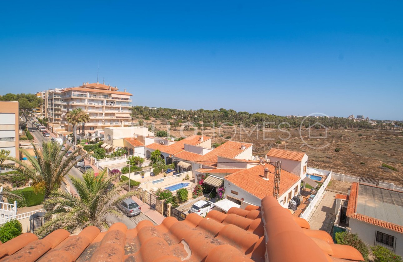 Resale - Apartment / flat - Torrevieja - Punta Prima