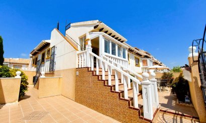 Resale - Villa - Orihuela Costa - Lomas de Cabo Roig-Los Dolses