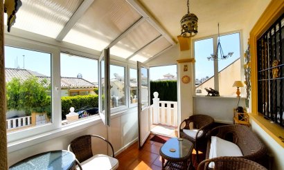 Resale - Villa - Orihuela Costa - Lomas de Cabo Roig-Los Dolses