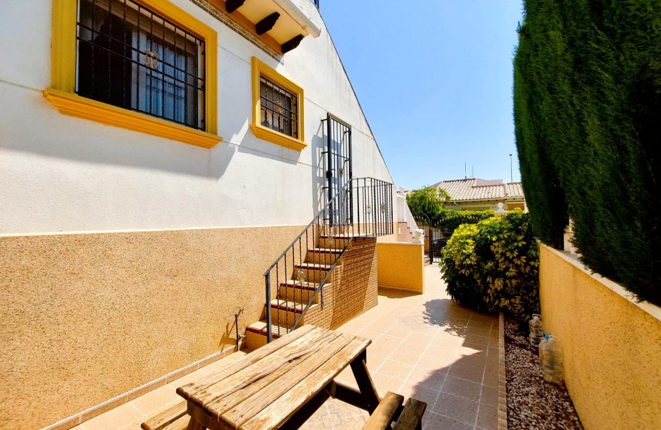 Resale - Villa - Orihuela Costa - Lomas de Cabo Roig-Los Dolses