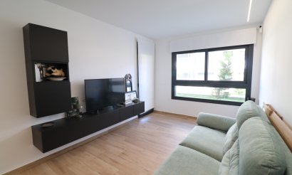 Resale - Apartment / flat - Orihuela Costa - Villamartin