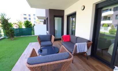 Resale - Apartment / flat - Orihuela Costa - Villamartin