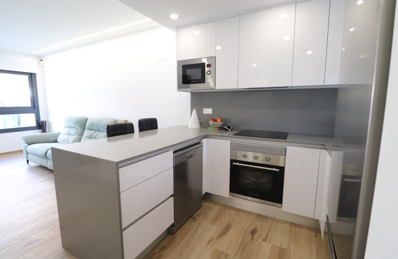 Resale - Apartment / flat - Orihuela Costa - Villamartin