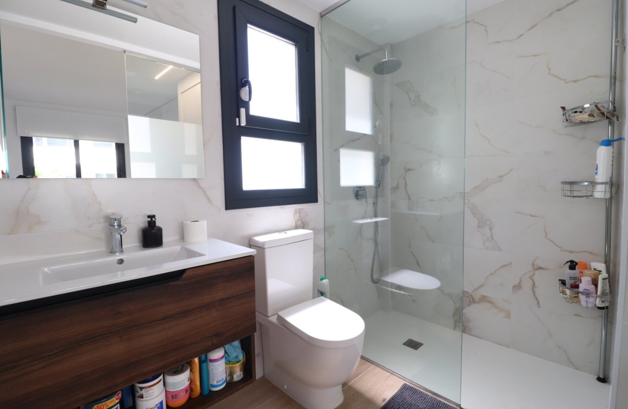 Resale - Apartment / flat - Orihuela Costa - Villamartin
