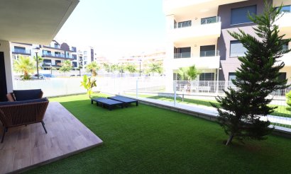 Resale - Apartment / flat - Orihuela Costa - Villamartin