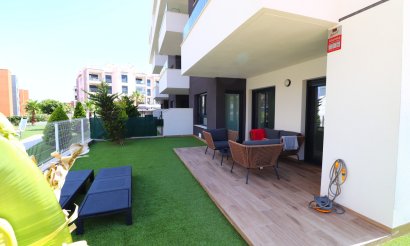 Resale - Apartment / flat - Orihuela Costa - Villamartin