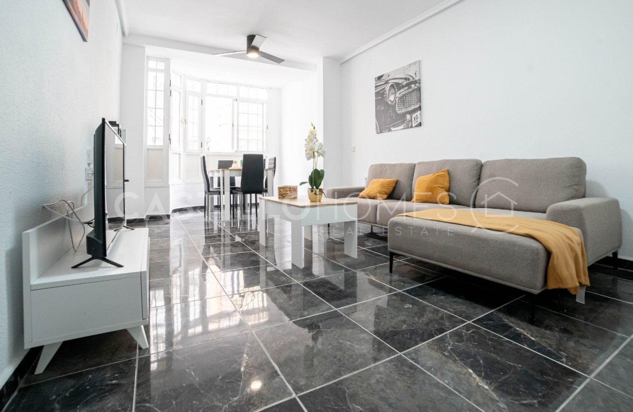 Resale - Apartment / flat - Torrevieja - Centro