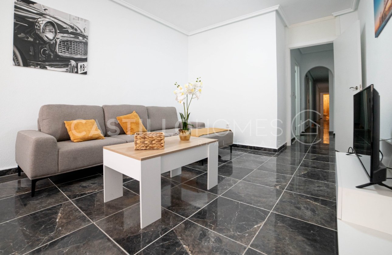 Resale - Apartment / flat - Torrevieja - Centro