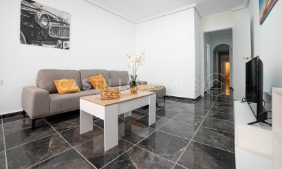 Resale - Apartment / flat - Torrevieja - Centro