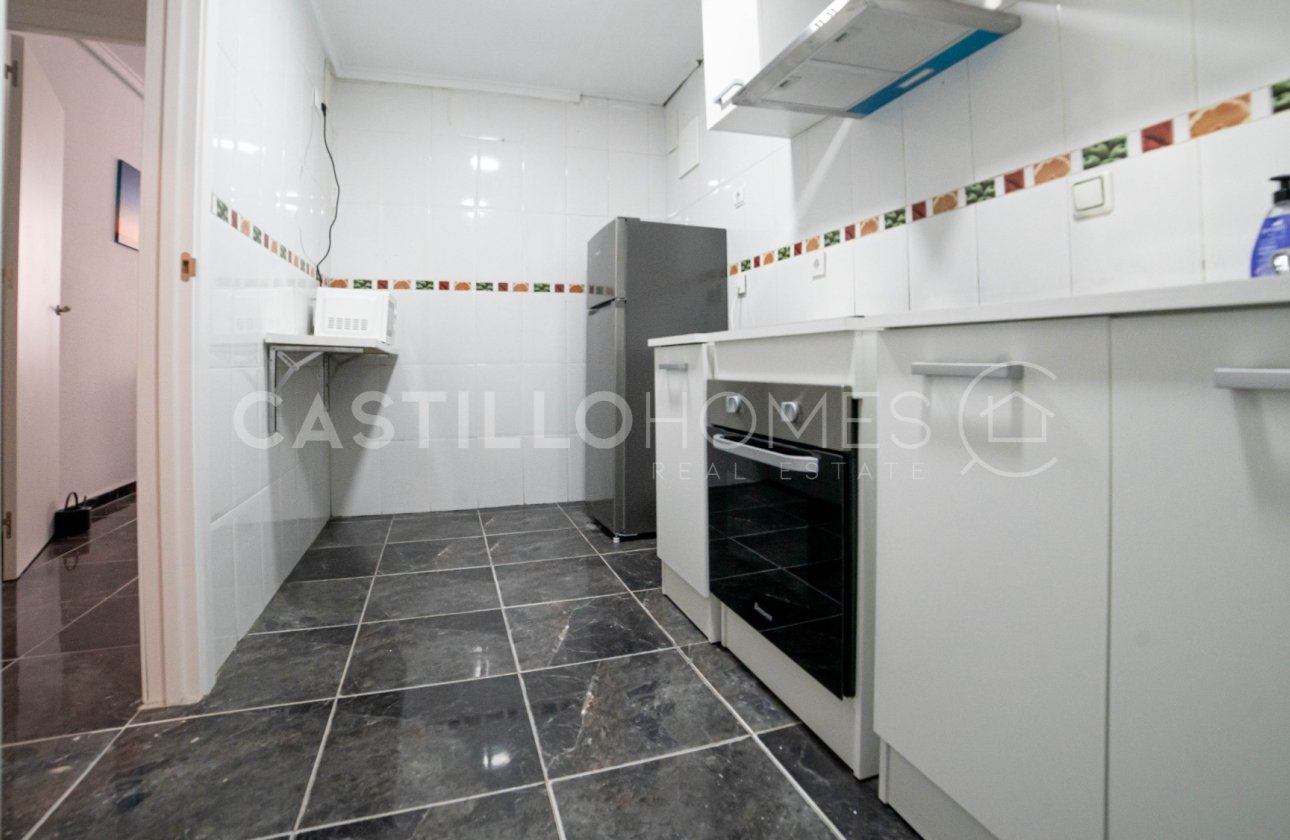 Resale - Apartment / flat - Torrevieja - Centro