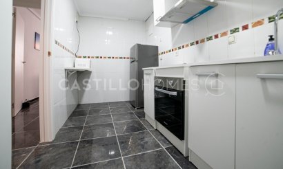 Resale - Apartment / flat - Torrevieja - Centro