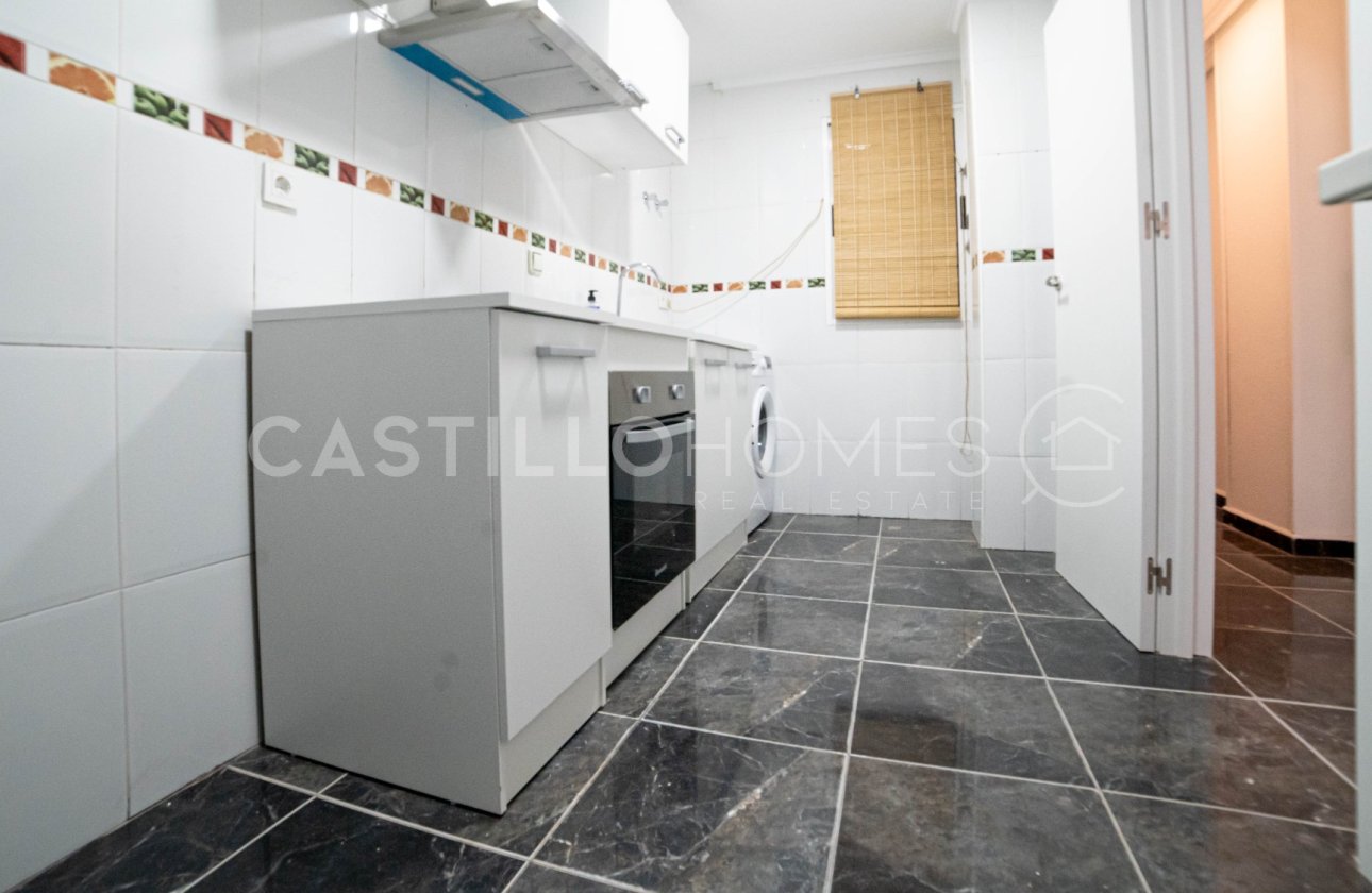 Resale - Apartment / flat - Torrevieja - Centro