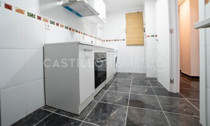 Resale - Apartment / flat - Torrevieja - Centro