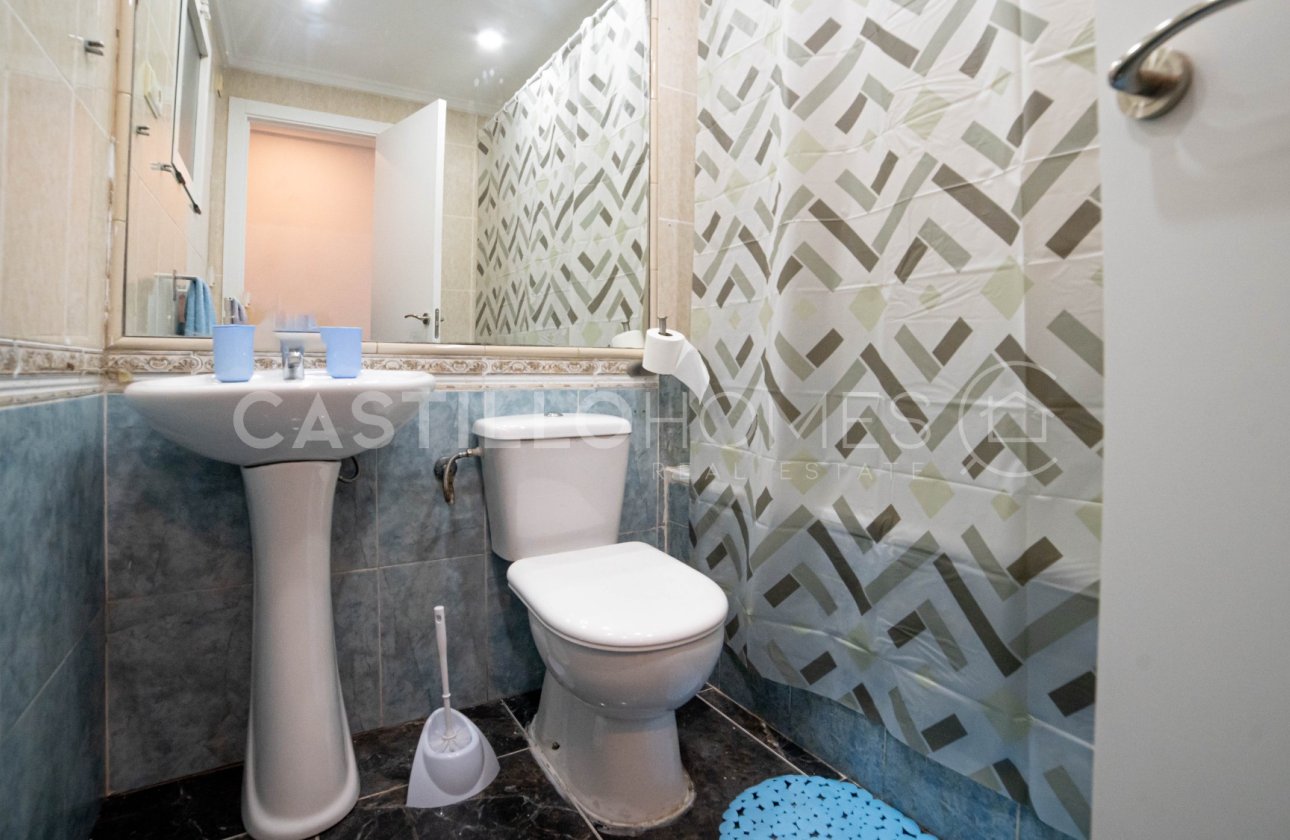 Resale - Apartment / flat - Torrevieja - Centro