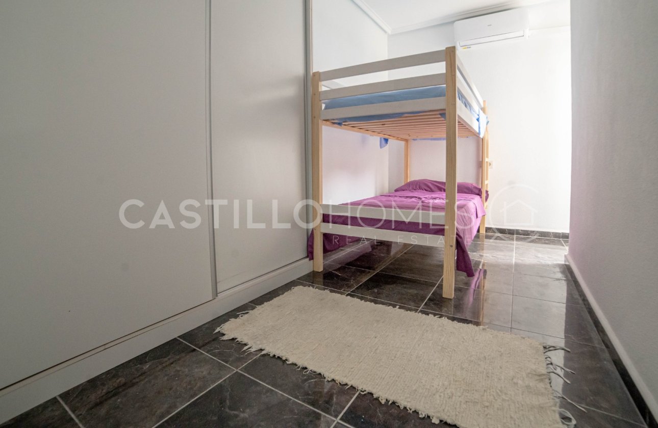 Resale - Apartment / flat - Torrevieja - Centro