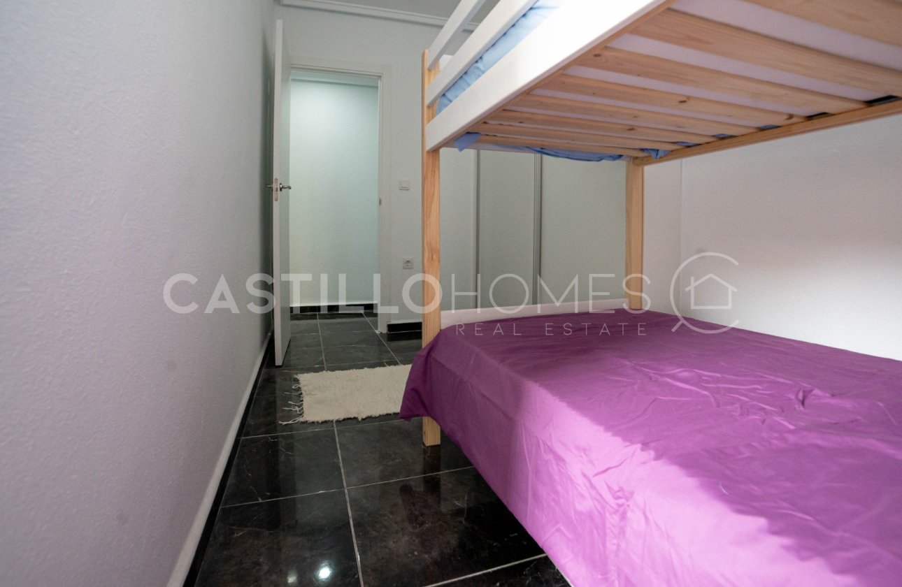 Resale - Apartment / flat - Torrevieja - Centro