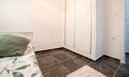 Resale - Apartment / flat - Torrevieja - Centro