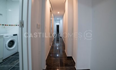 Resale - Apartment / flat - Torrevieja - Centro
