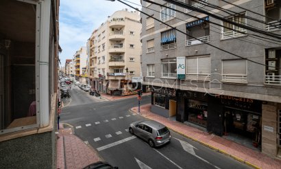 Resale - Apartment / flat - Torrevieja - Centro