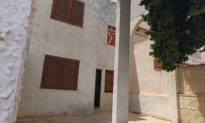 Resale - Bungalow - Torrevieja - Calas blanca