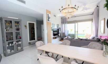 Resale - Villa - Orihuela Costa - Villamartín