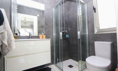 Resale - Villa - Orihuela Costa - Villamartín